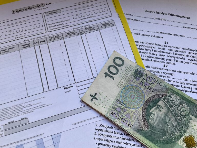 Automatyczne raporty finansowe dla zarządu