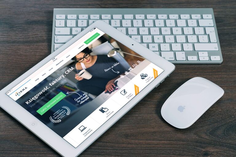 Automatyzacja zamknięcia miesiąca w dziale finansowym